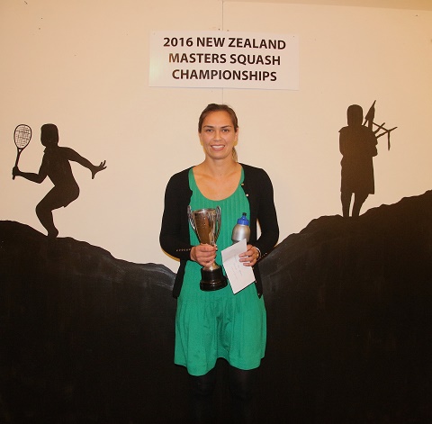 Resized NZ Masters 2016 Womens 35 Winner Shelley Kitchen 1